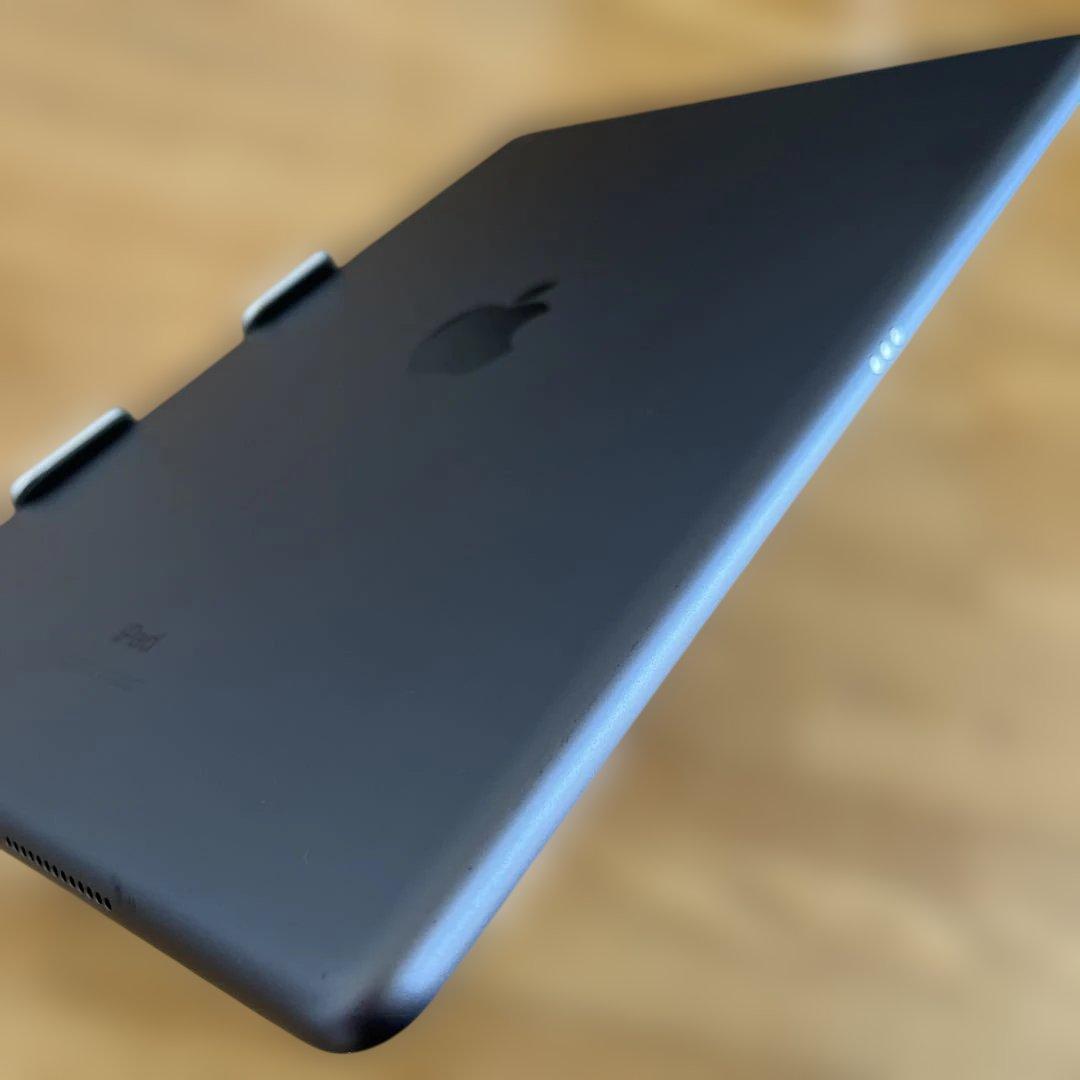 【美品】iPad 第9世代 64GB Wi-Fiモデル　スペースグレー