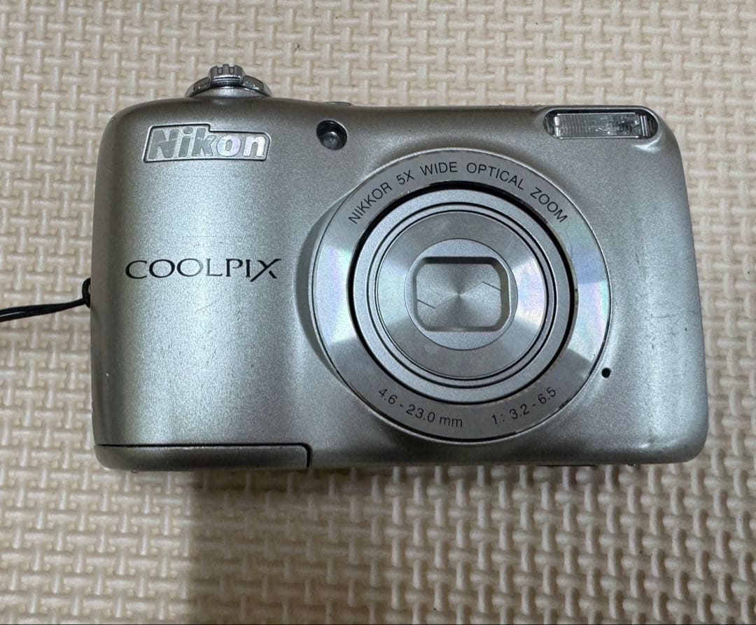 完動品　Nikon COOLPIX L26 シルバー