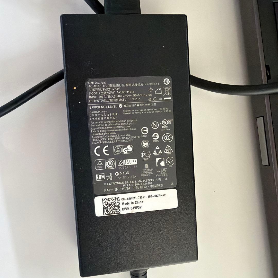 DELL ノートパソコン / SSD256GB / メモリ8GB