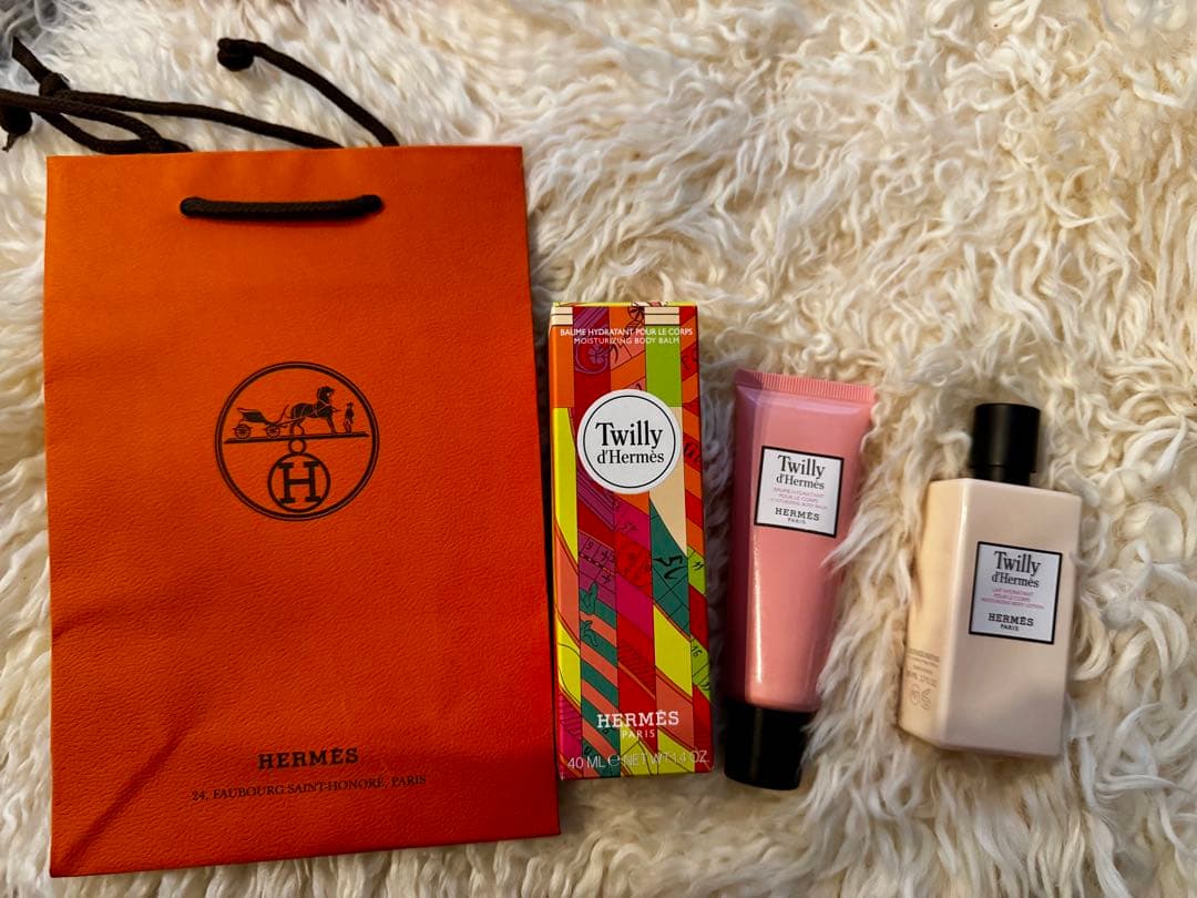 【新品未使用】　エルメスHERMES ツイリーボディクリーム &ボディオイル