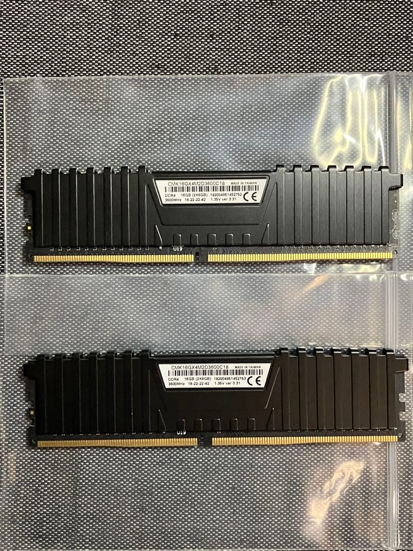 CORSAIR DDR4-3600 16GB (8GB 2本セット)動作確認済