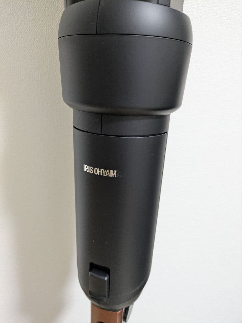 美品 紙パック式 アイリスオーヤマ スティック掃除機 コード式 IC-CSP5