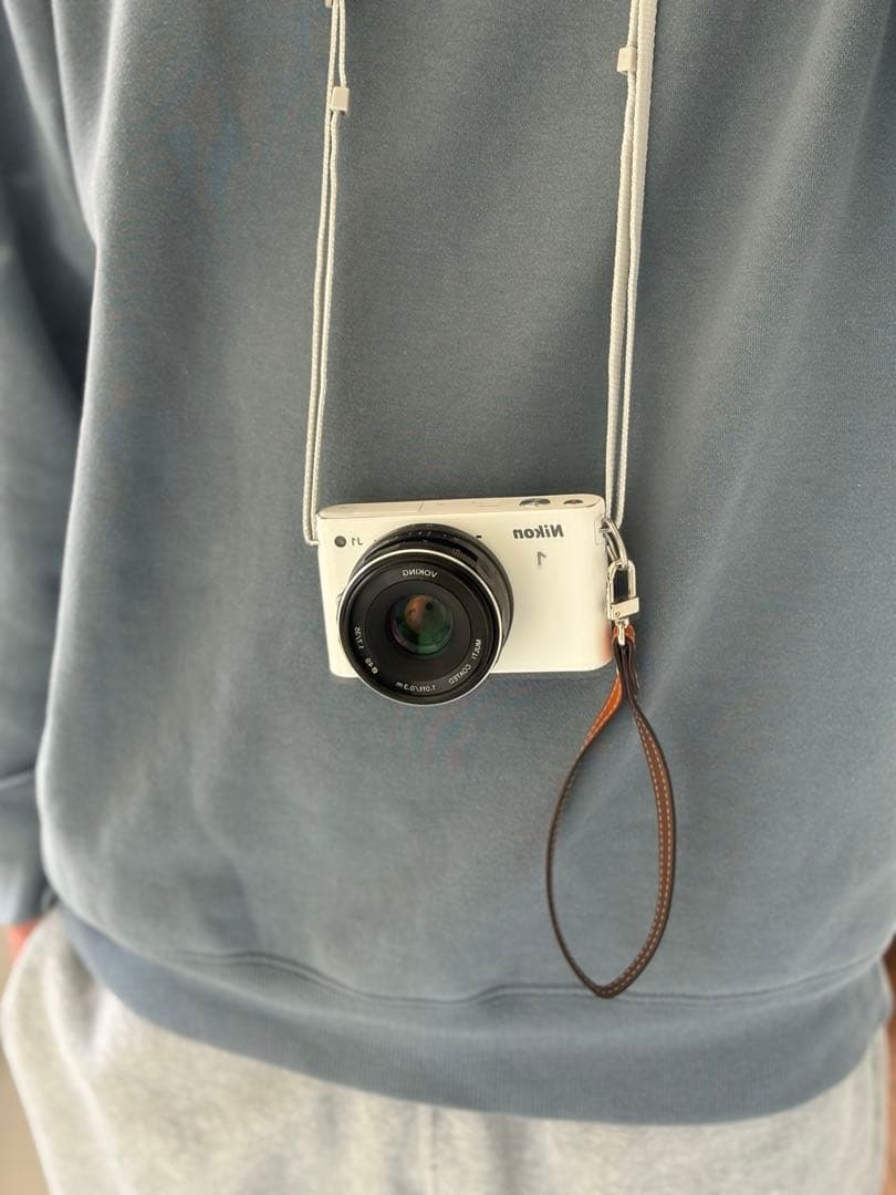 Nikon 1 j1 ミラーレス　カメラ　一眼