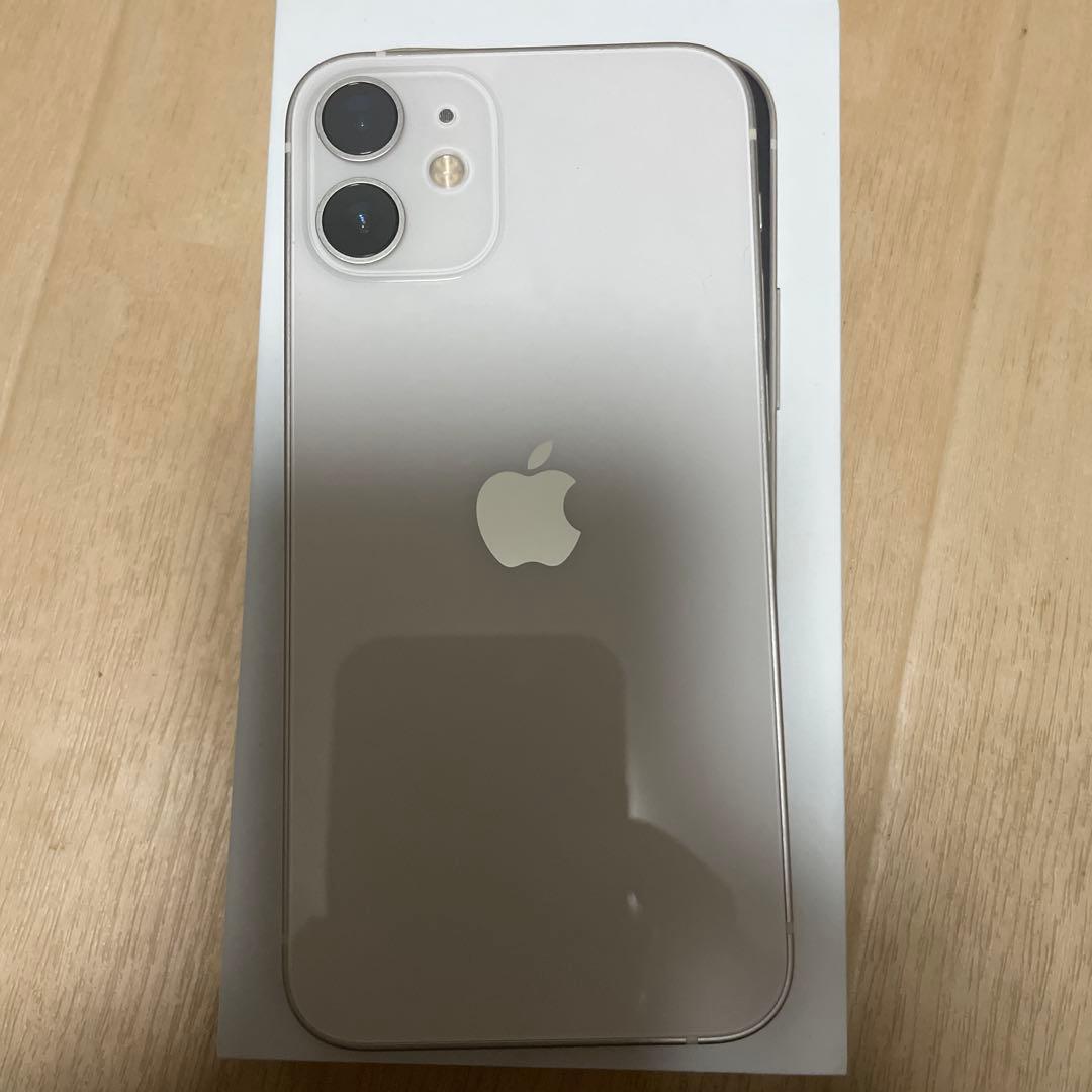 〈SIMフリー / 64GB〉iPhone12mini ガラスフィルム付き