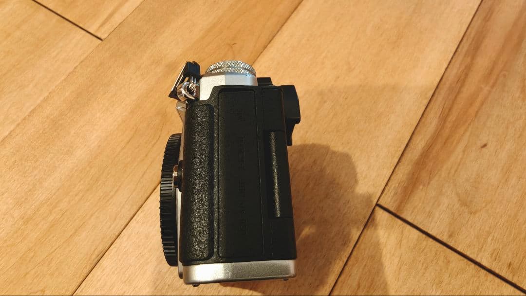 OLYMPUS OM-D E-M5 Mark II シルバー ボディ