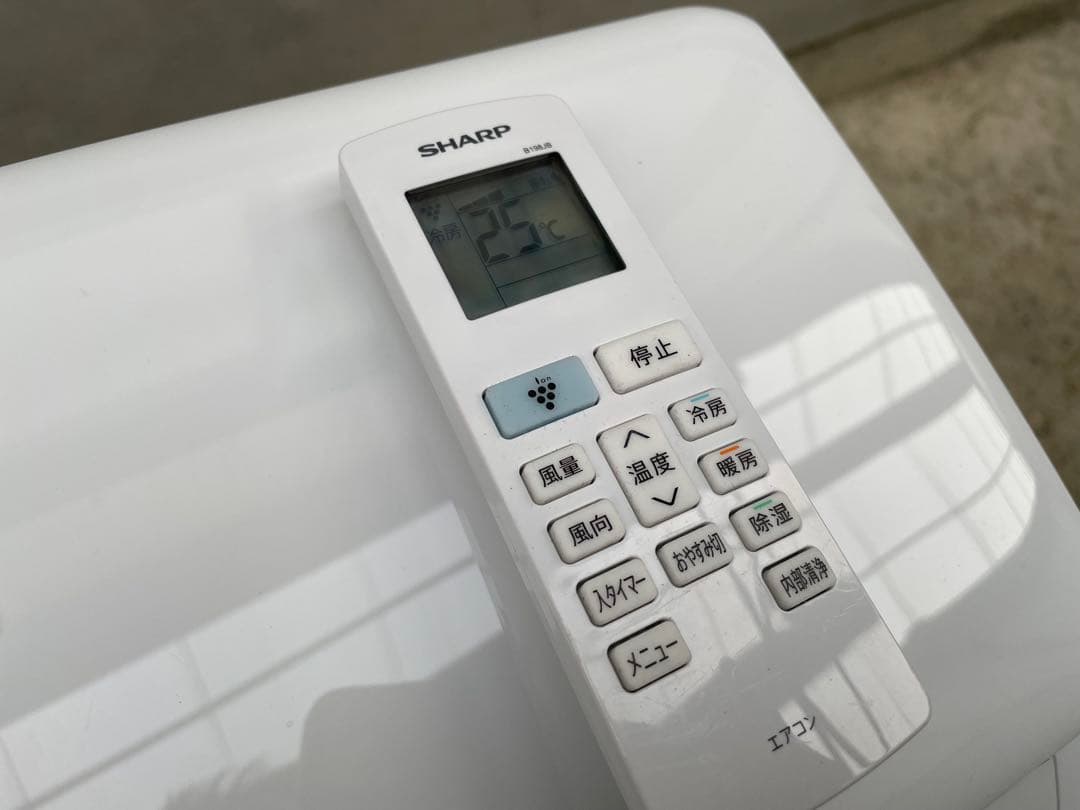 美品　SHARP 6畳用プラズマクラスターエアコン　AY-T22DG