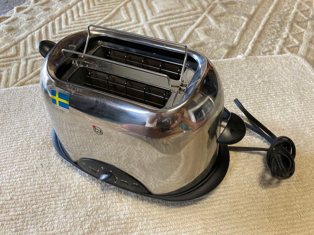 スウェーデンデザイン トースター 1万円 最終価格❗️