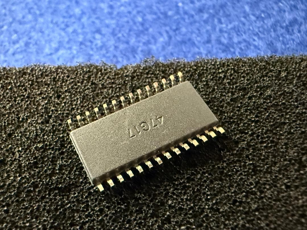 DAC813JU バーブラウン 12-Bit D/A コンバーター １個