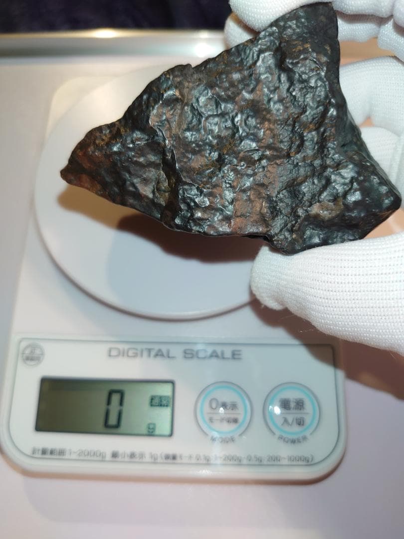 隕石 Benenitra L6 マダガスカル 2018年7月27日.