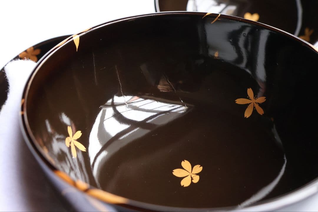 【CM437】天然木漆塗 桜紅葉 雲錦金蒔絵 黒汁椀 五客 / (検)輪島加賀