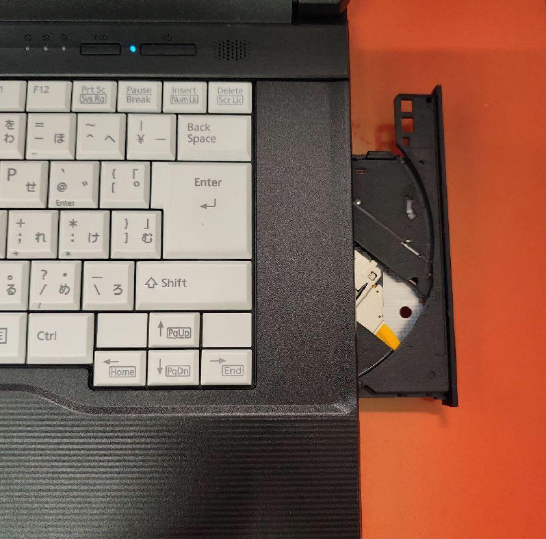 ノートパソコン美品 富士通 DVD Windows11