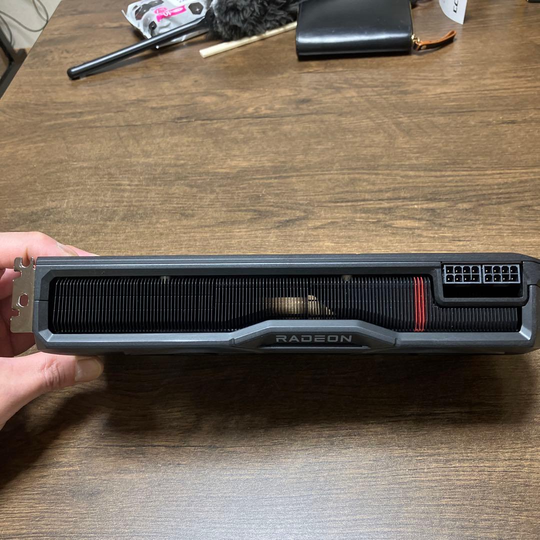 Radeon RX7800xt リファレンス