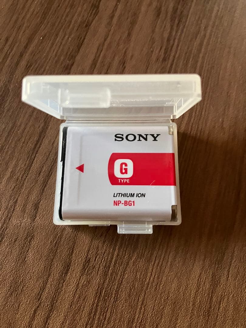 SONY Cyber-shot 722万画素 デジタルカメラ　DSC-W80
