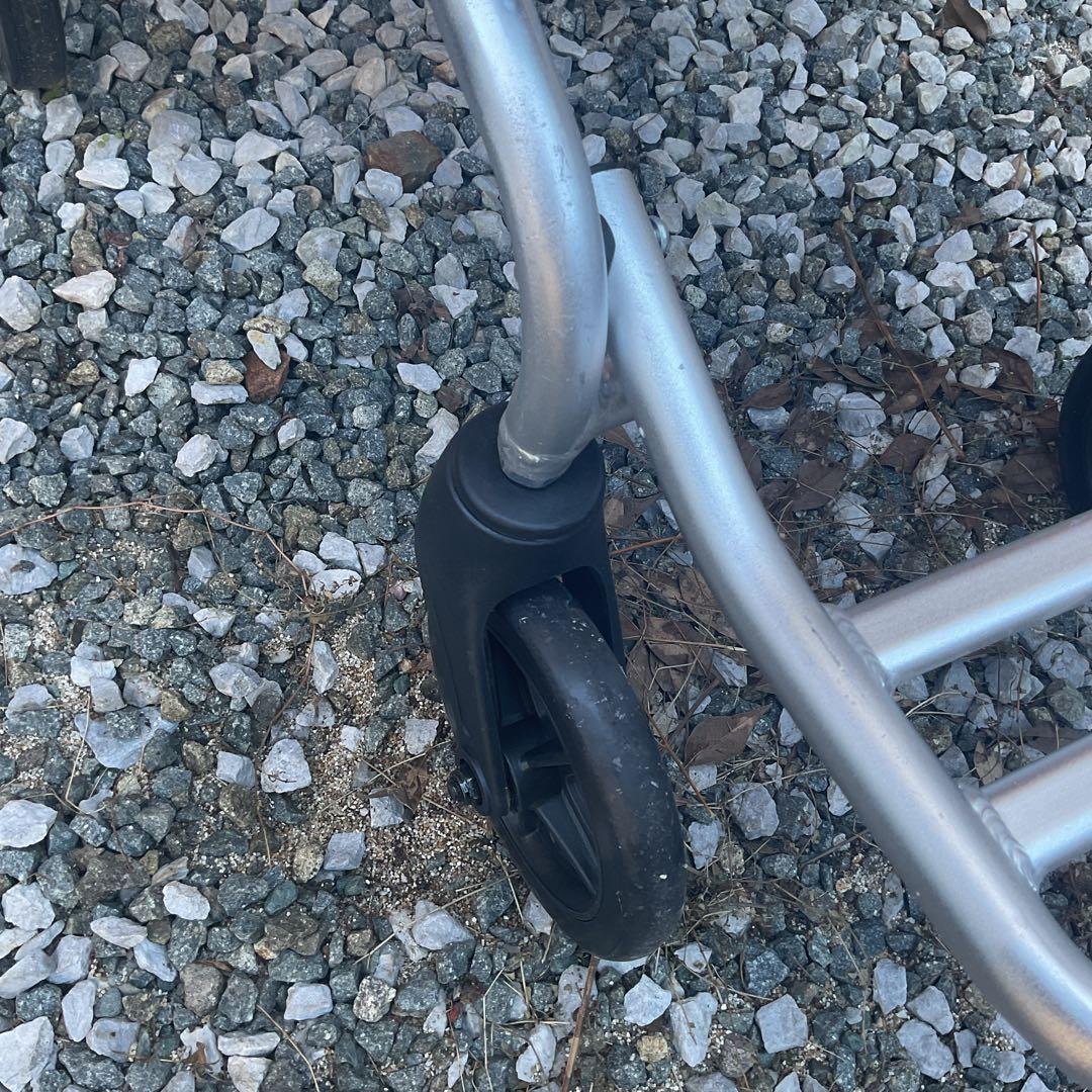 折りたたみ式介助用車椅子 黒