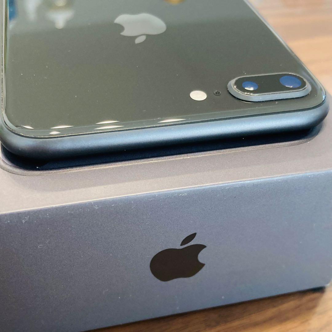 iPhone 8Plus 256GB スペースグレー バッテリー最大容量100%