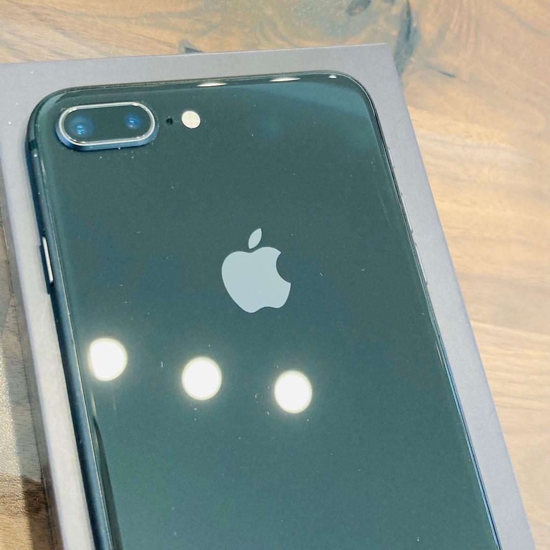 iPhone 8Plus 256GB スペースグレー バッテリー最大容量100%