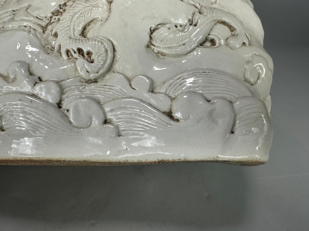A3S30 中国美術　徳化窯　白磁彫龍鳳香炉文　置物　文房具　陳国治 在銘　唐物