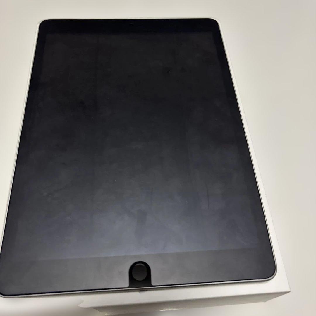 iPad第9世代64GB本体