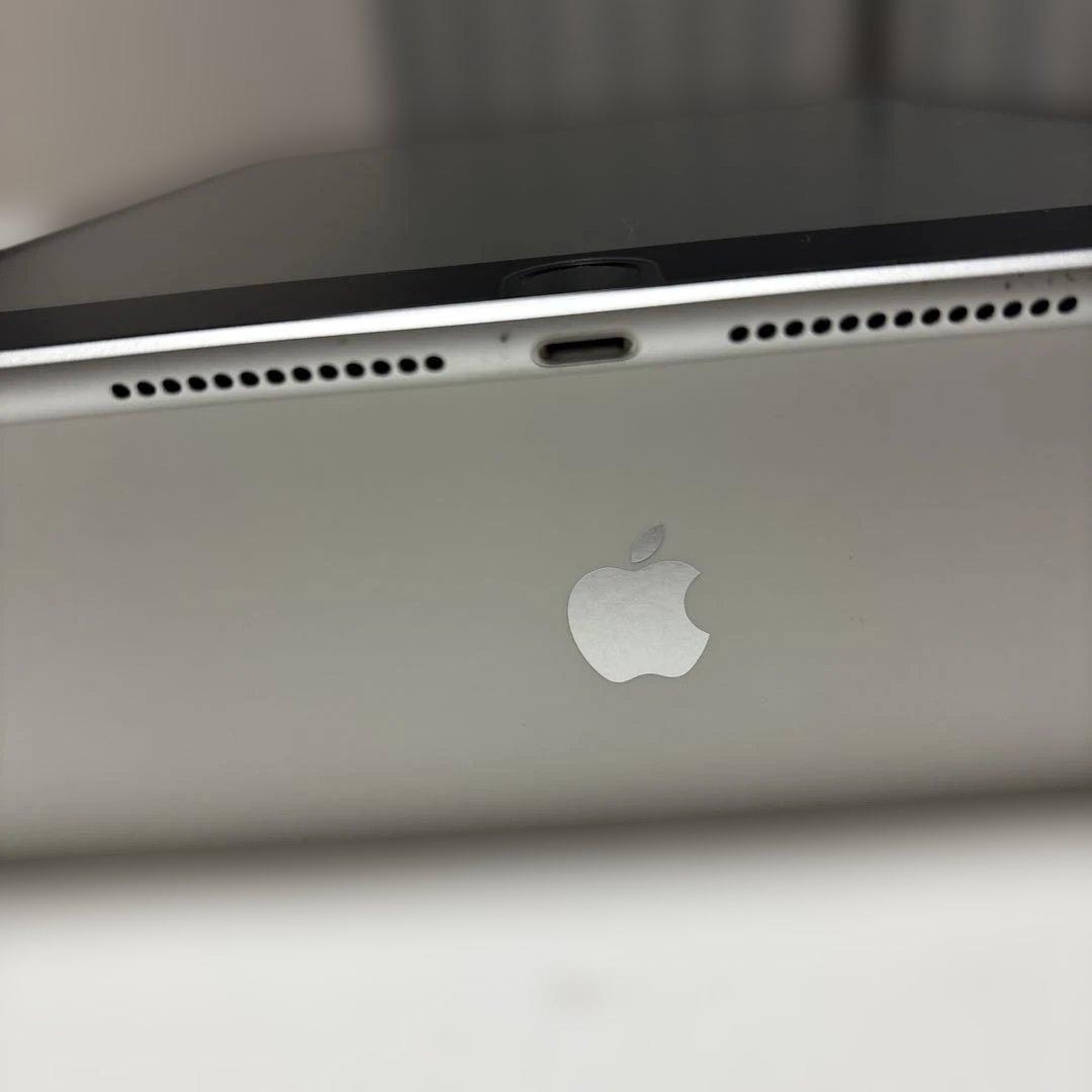 iPad第9世代64GB本体
