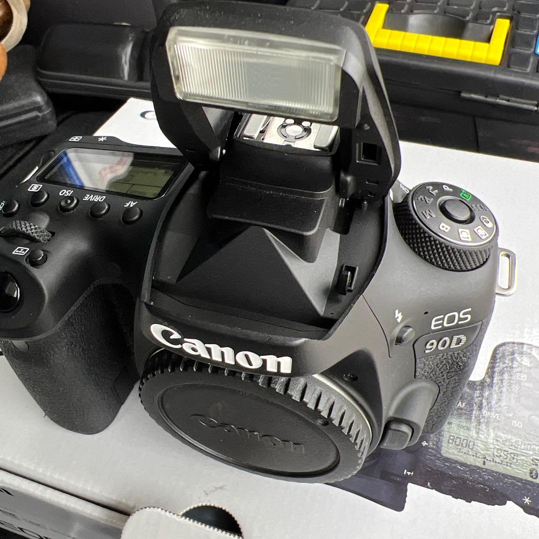 Canon EOS 90D デジタル一眼レフカメラ