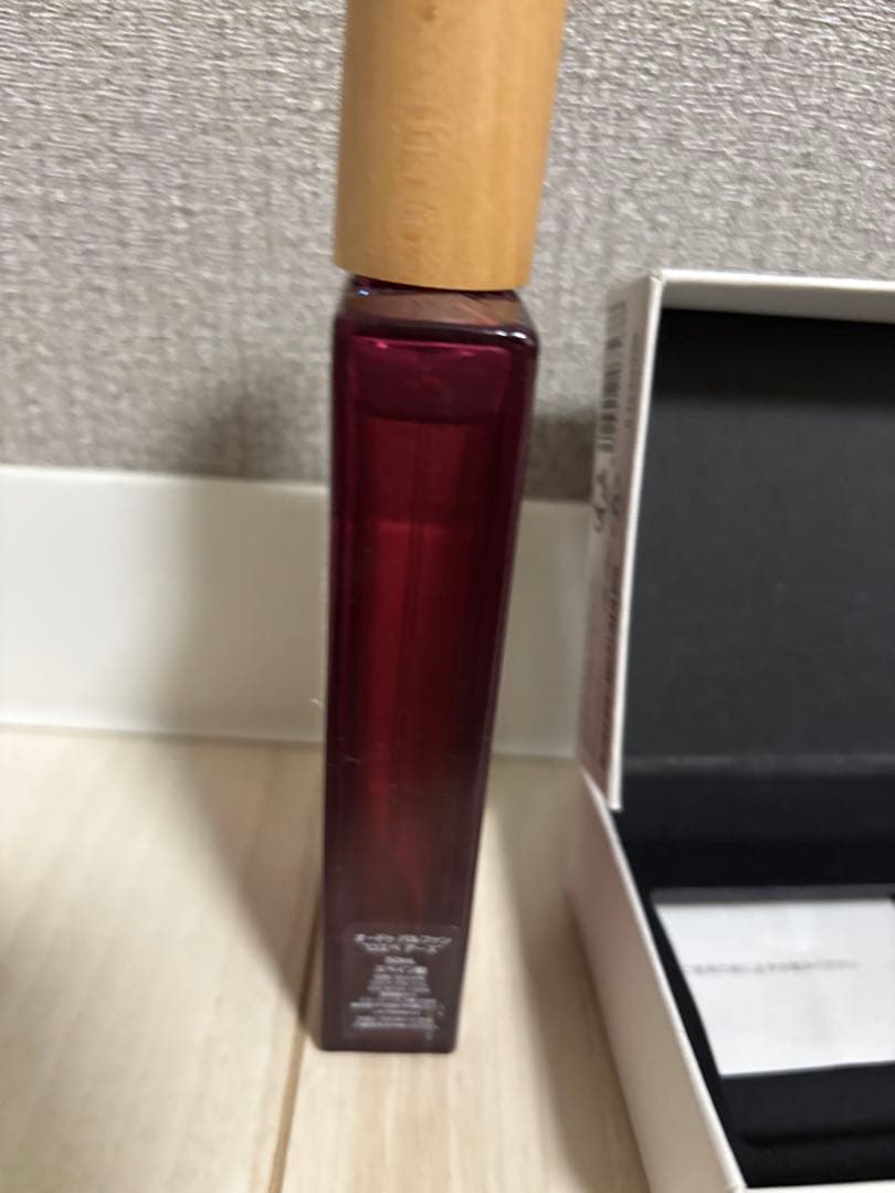トヨトヨLOEWE EARTH 50ML 香水