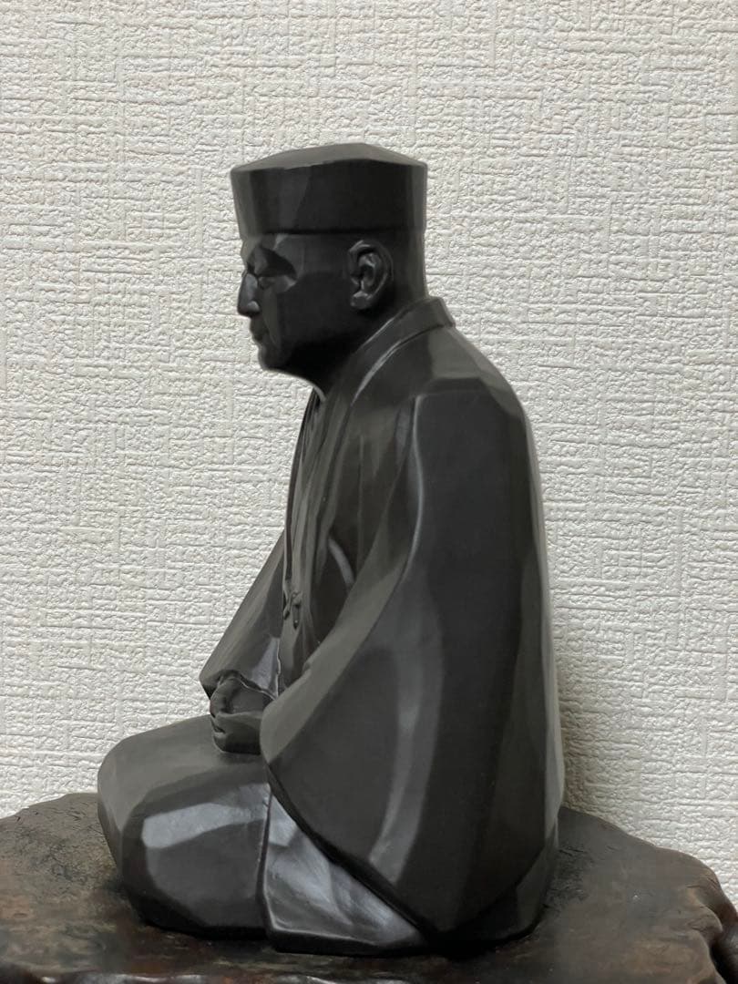 千利休像 坐禅姿 陶器置物 共箱付 茶道具 茶室飾り 古美術 高さ約19.2cm