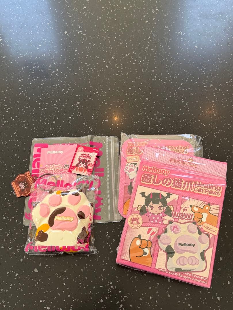 メロジョイ Mellojoy 癒しの猫爪 ミケ爪 スクイーズ