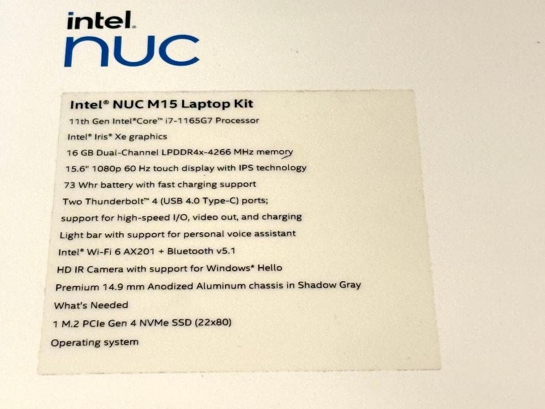 【ほぼ新品】intel NUC M15 i7 2TB 16GB