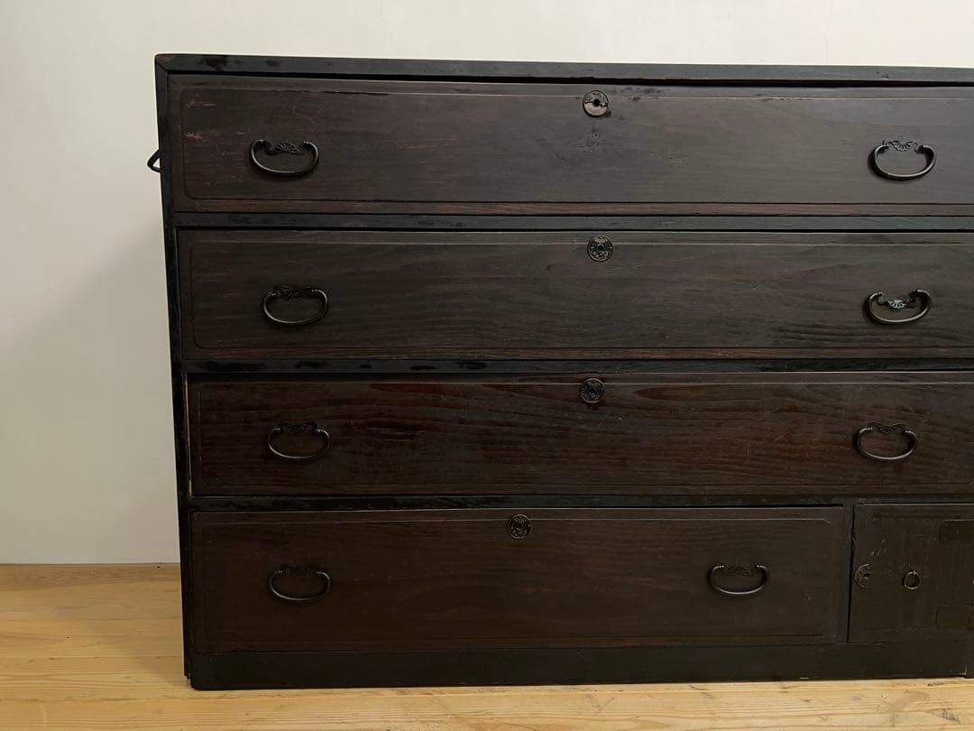 和箪笥　黒　4段　古道具　古家具　和家具　ビンテージ　アンティーク　レトロ