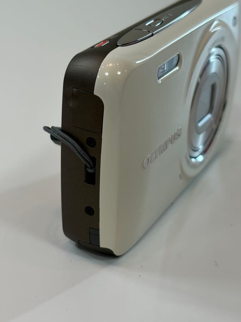 OLYMPUS VH VH-210 コンパクトデジタルカメラ