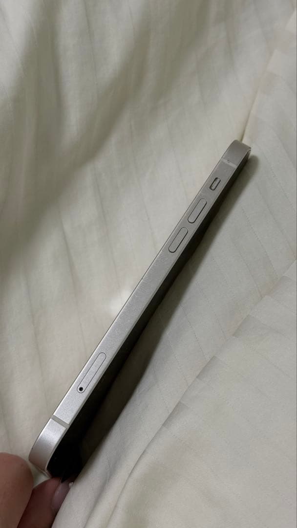 Apple iPhone 12 ホワイト 64GB ケース付き