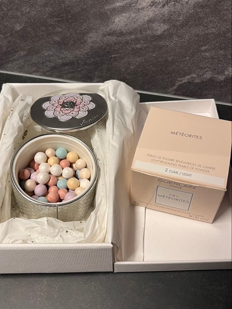 GUERLAIN メテオリット ビーユ02 ローズ