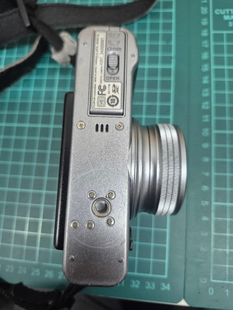 Fujifilm X20 コンパクトデジタルカメラ