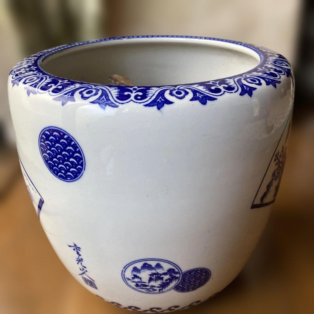 美品　白磁に藍の染付け　火鉢　手焙り　灰.五徳付き