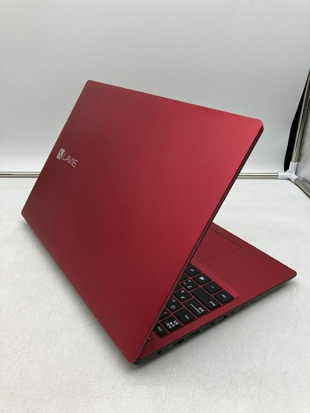 美品　LAVIE NEC ノートパソコン　15.6型　PC-NS150NAR