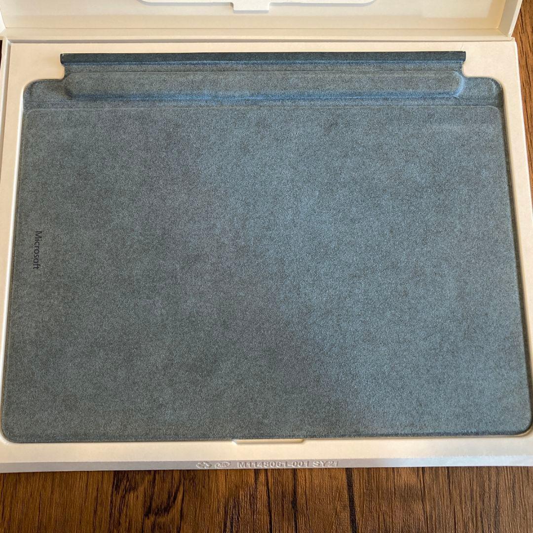 Microsoft Surface Pro Signature キーボード 箱付