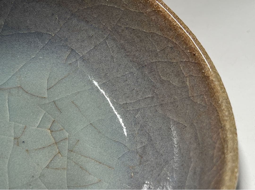 茶器　作家物　グラデーション白磁青釉薬　茶碗 陶器製 木箱付き
