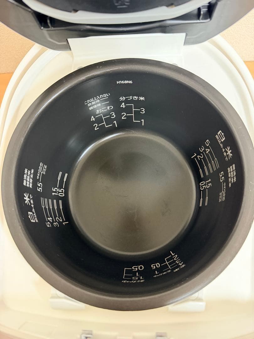 日立IH炊飯器RZ-TS101M 5.5合炊き 2018年製 圧力スチーム炊飯