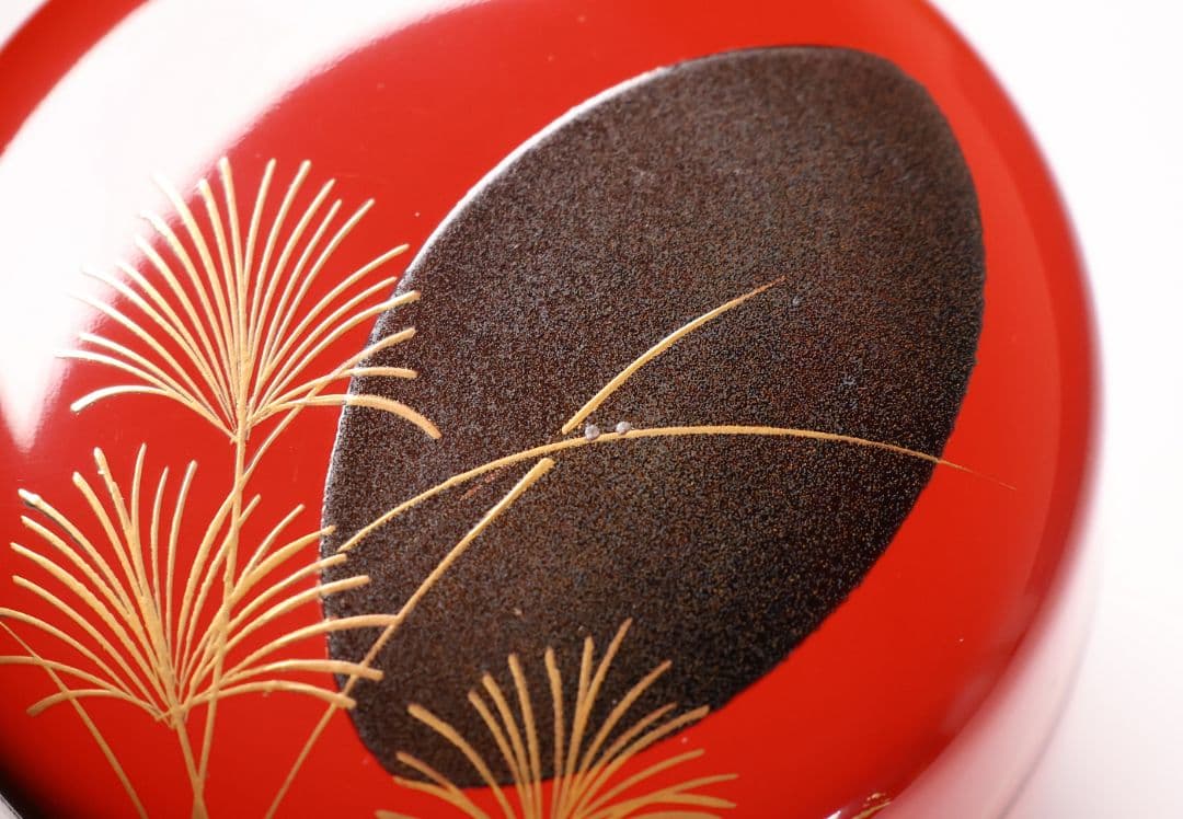茶道具 佐々木麗峰 武蔵野蒔絵 朱塗 棗 木製 漆芸 月 ススキ【MA904】