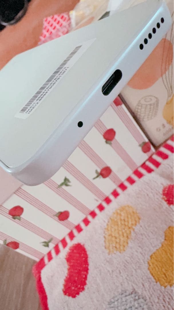 ZTE Libero 5G IV スマートフォン本体