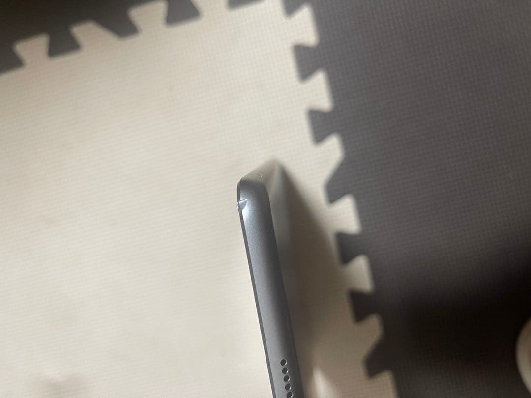 Apple iPad 第６世代32GB スペースグレー