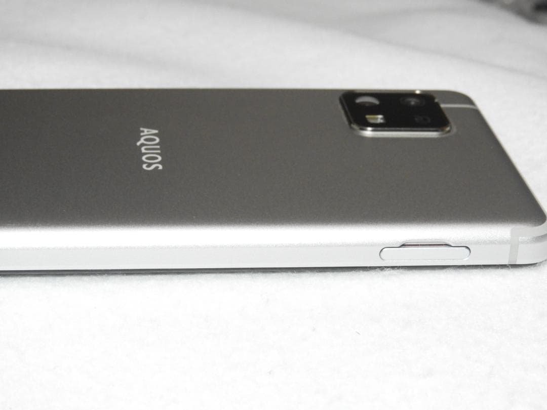 AQUOS sense4 lite SH-RM15 シルバー SIMフリー