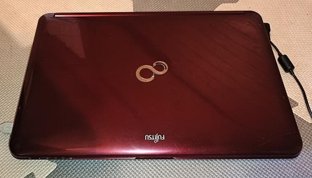 富士通LIFUBOOK AH77/G i7-2670QMメモリ8GB快速