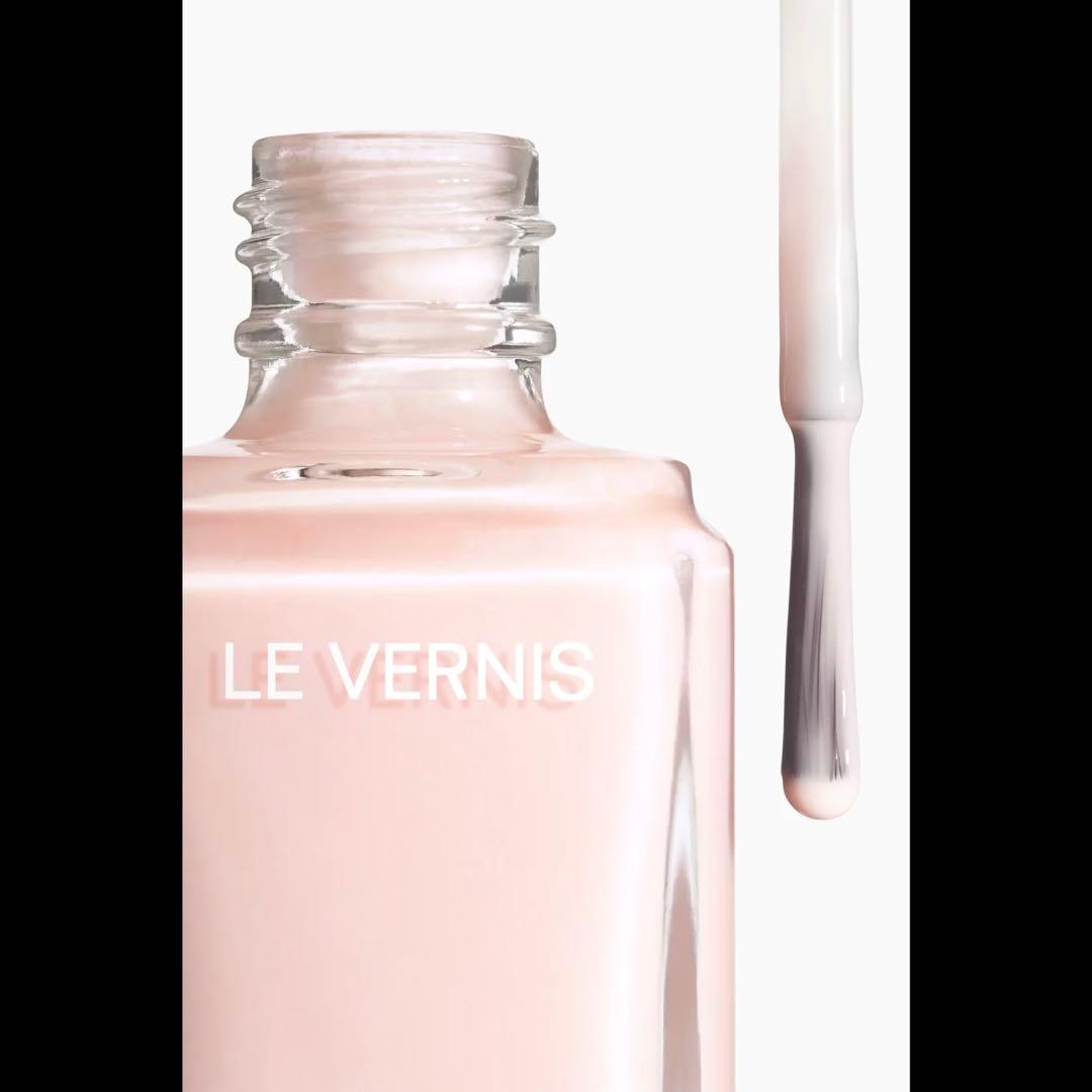 ♡CHANEL♡限定デニムポーチ&オフィスカラーNo. 1ネイル♡バレリーナ