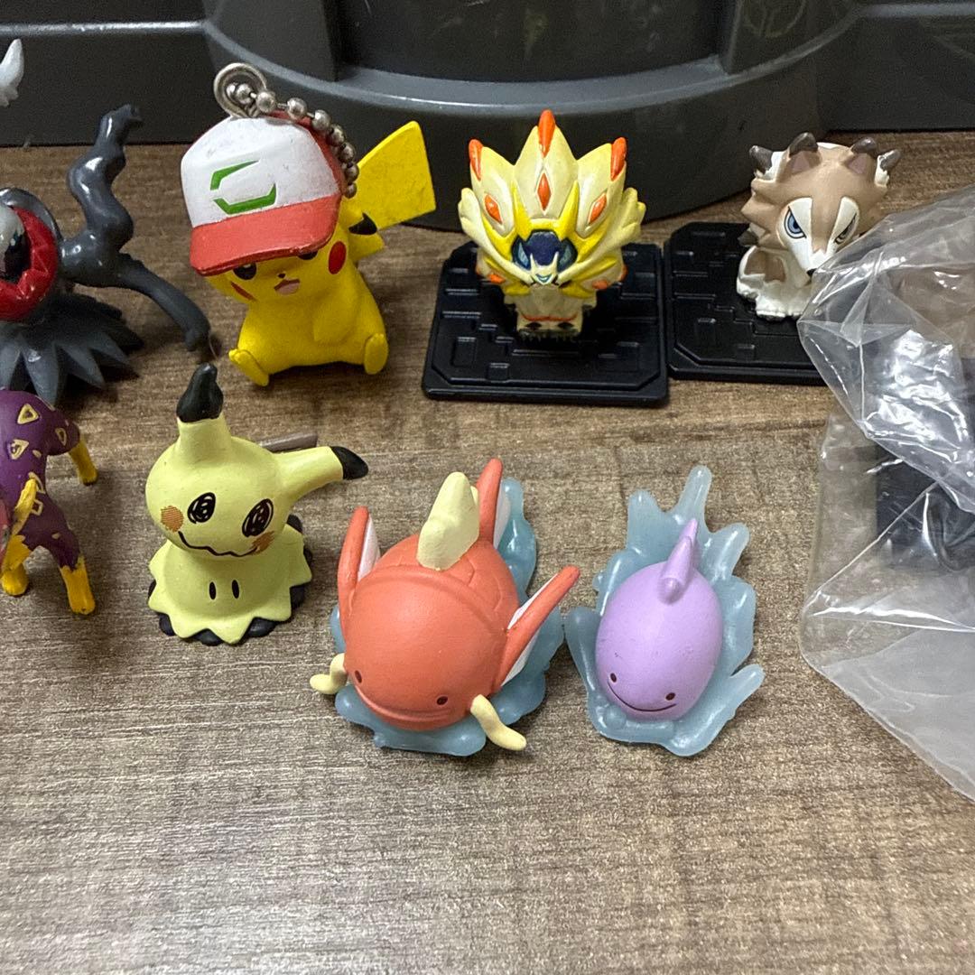 ポケモン　ポケモンセンター　モンコレケース