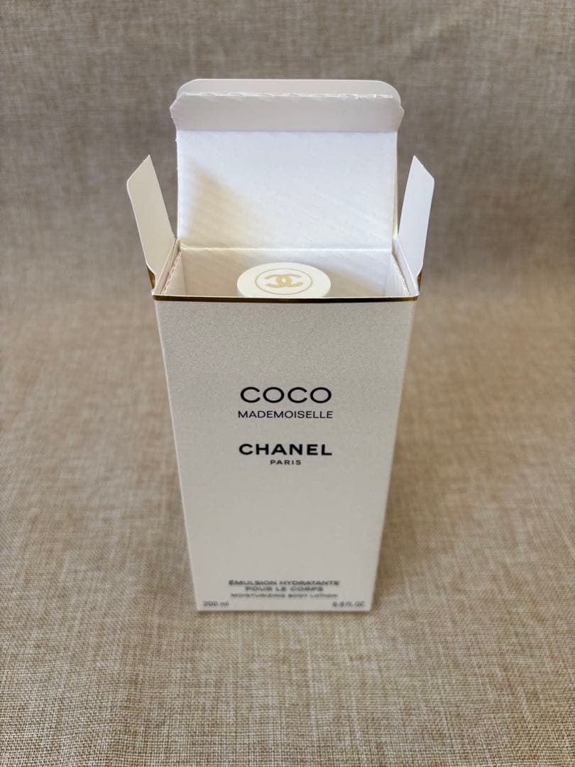 CHANEL COCO MADEMOISELLE ボディローション 200ml