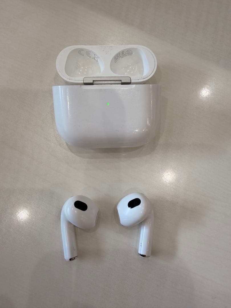 AirPods3 本体＋充電ケース