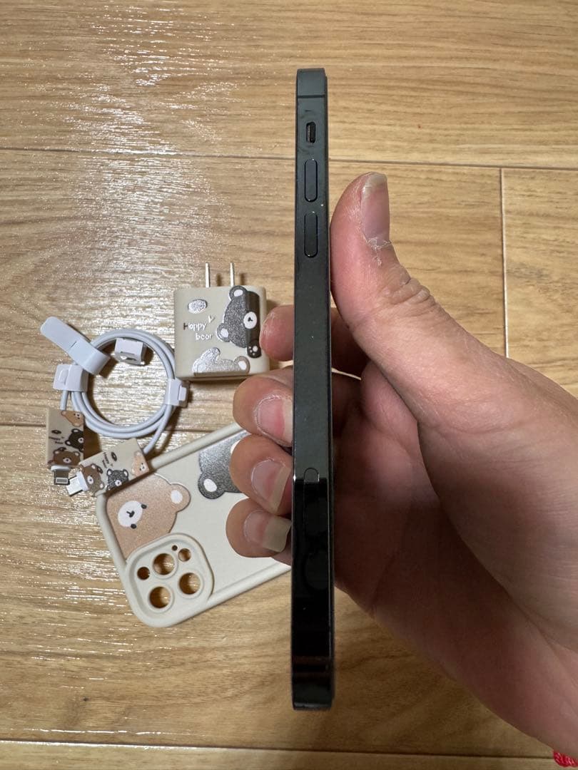 ❤️美品❤️ iPhone 12 pro Simフリー