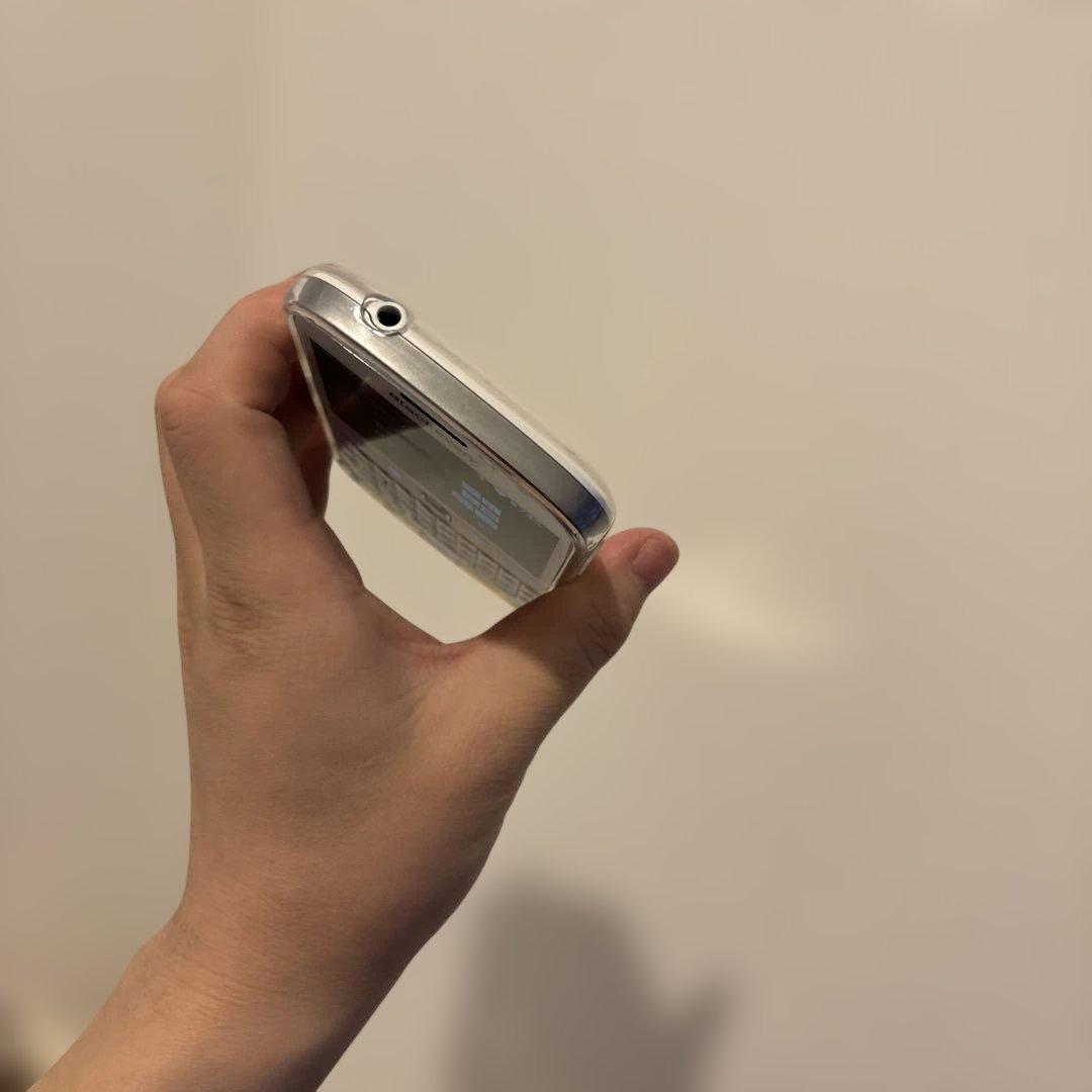 Android F9900（BlackBerry 9900 復刻デザイン）