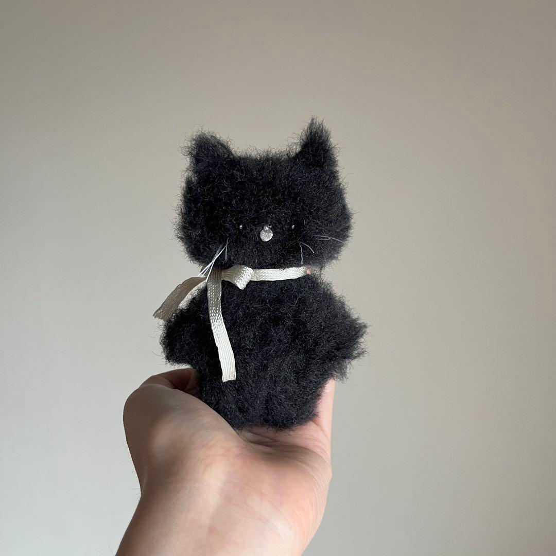 黒猫　ちいさなネコ　猫　ぬいぐるみ　作家　テディベア　アートドール　38a